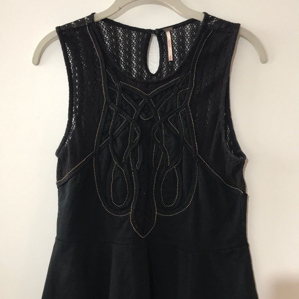 FREE PEOPLE tank style top — effortless noir